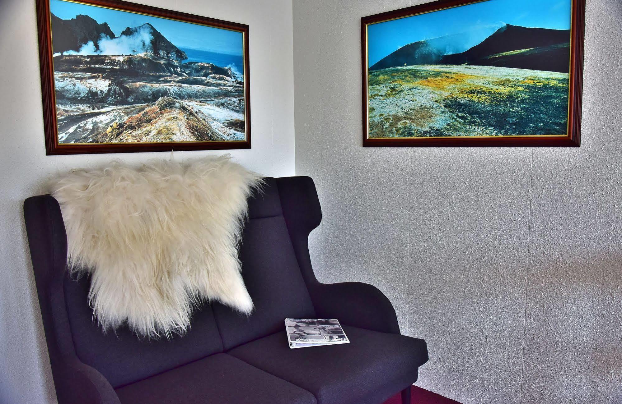 Guesthouse Hamar Vestmannaeyjar Exterior foto